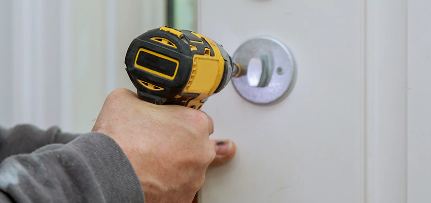 Street Locksmith For Smart Lock Repair in Castro Valley, CA